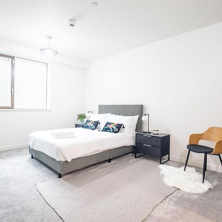Villa Luxury Free Parking Townhouse Manchester Exterior foto
