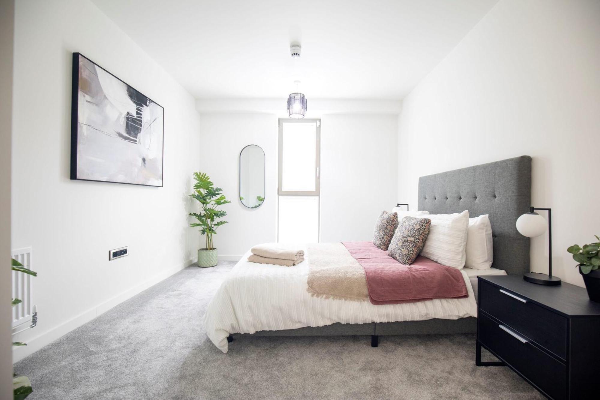 Villa Luxury Free Parking Townhouse Manchester Exterior foto